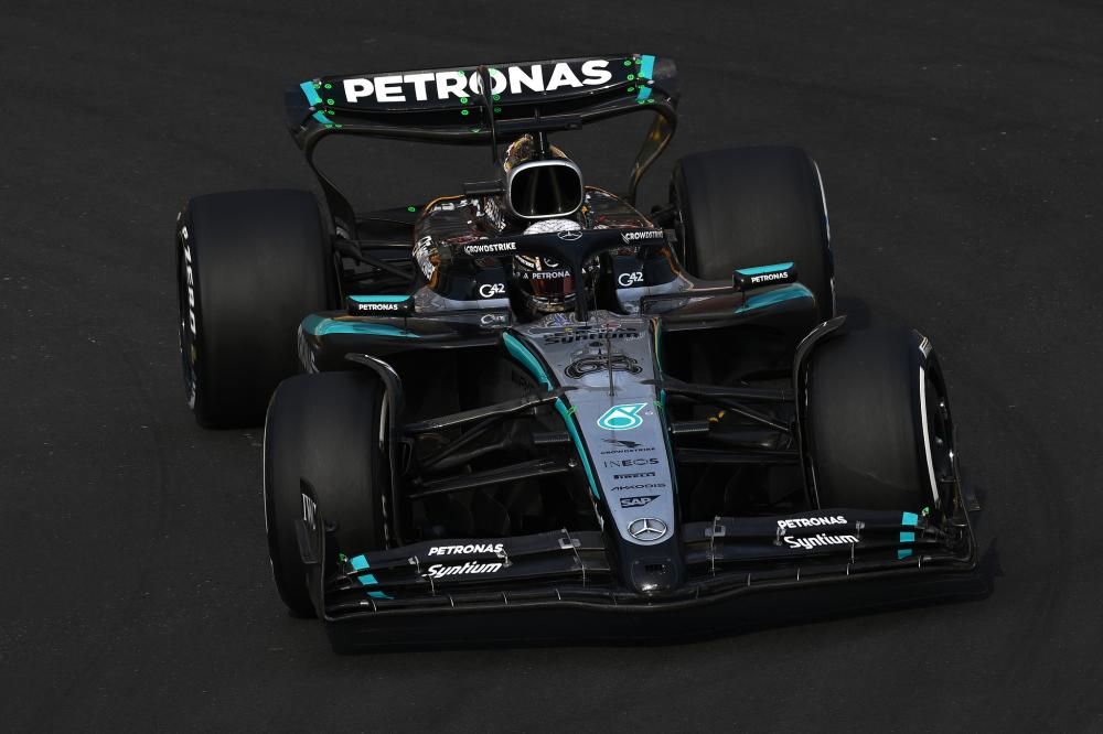 在篮球场上 在篮球场上